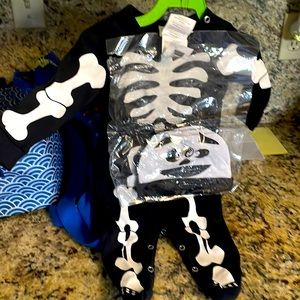 Skeleton costume
